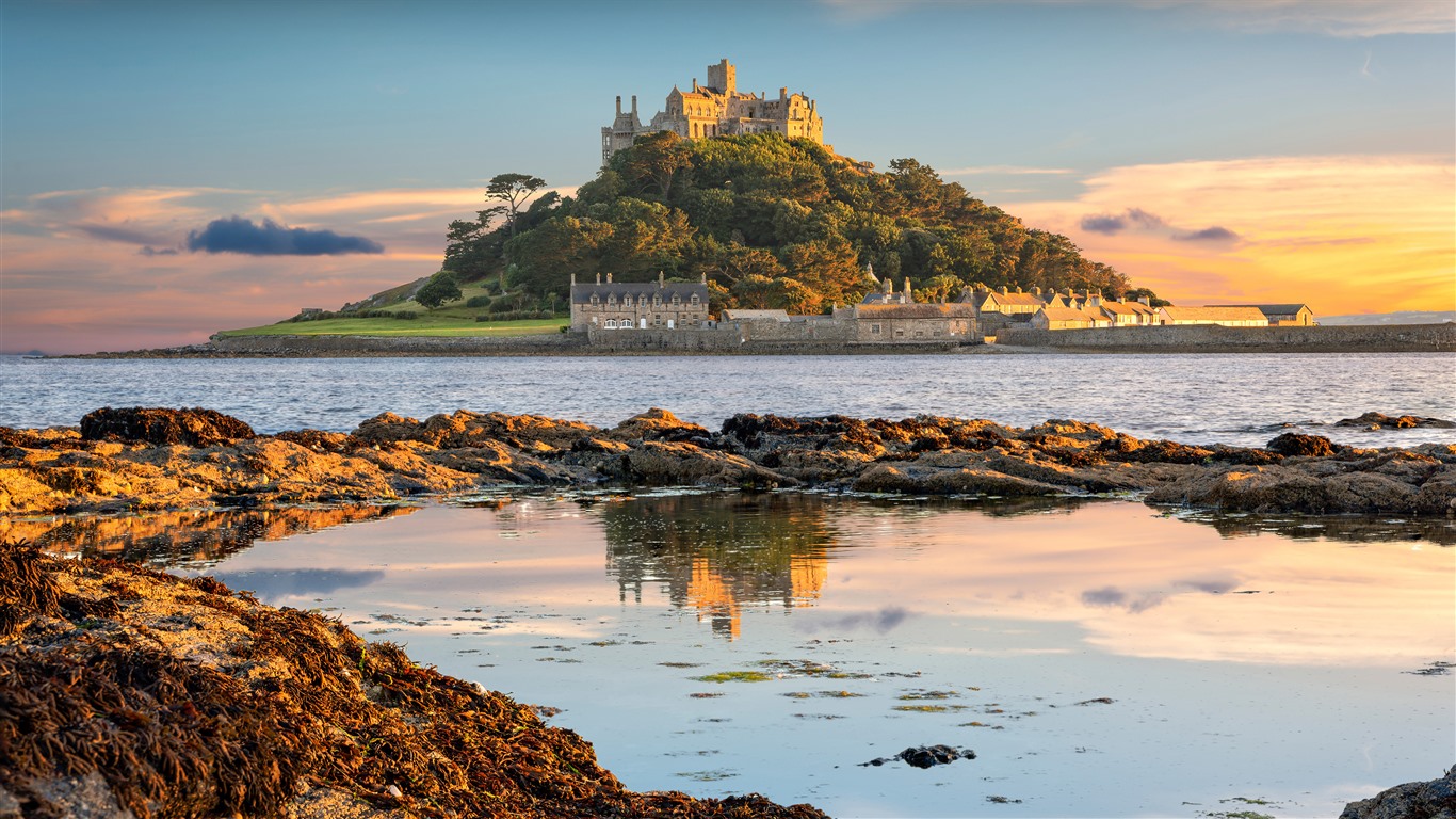 England_Cornwall_Sunset_St_Michaels_Mount_Bing_4K2023.8.12