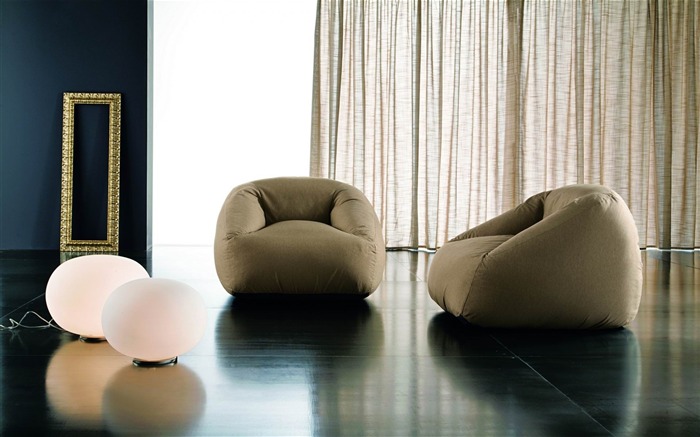 two chairs lamps picture frames interior-High Quality HD wallpaper Views:7556 Date:2013/3/31 21:46:40